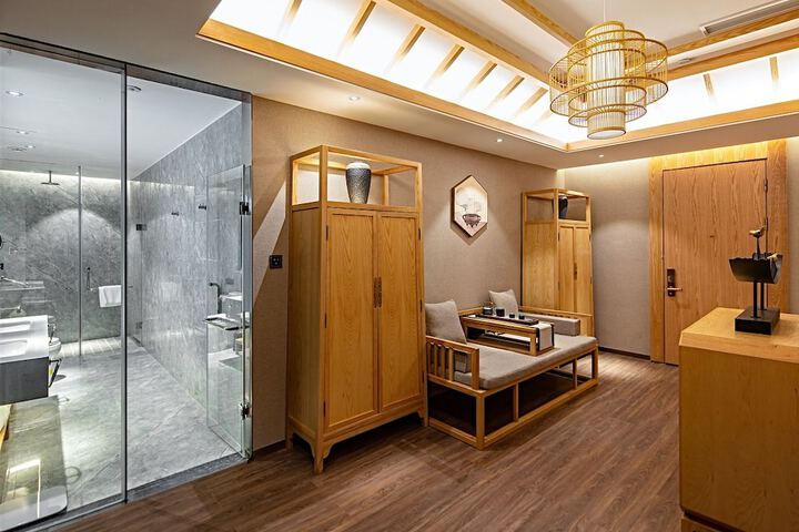 Room 5 of 22