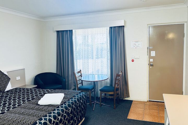 Room 29 of 54