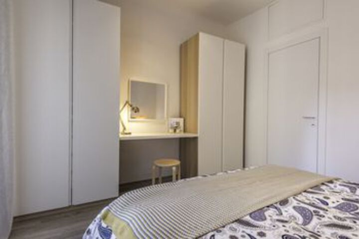 Room 10 of 25