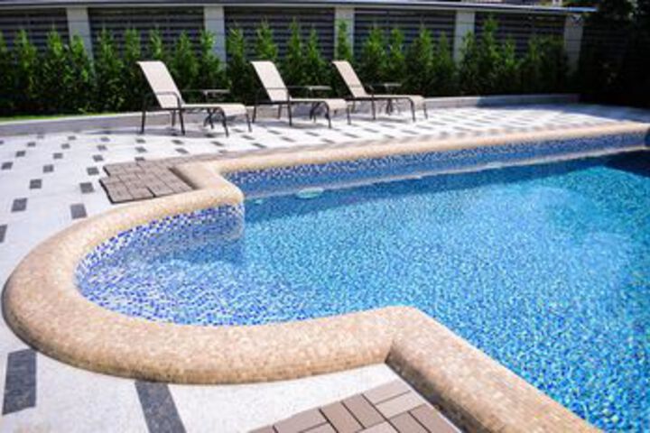 Pool 279 of 313