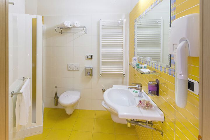 Room 14 of 47