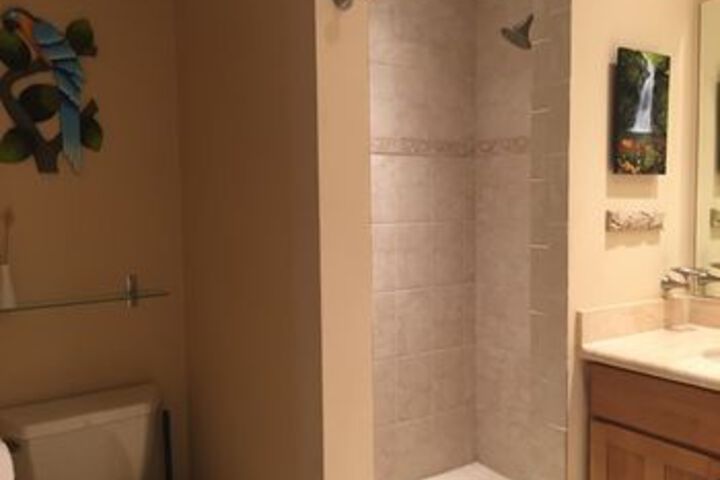 Room 5 of 25