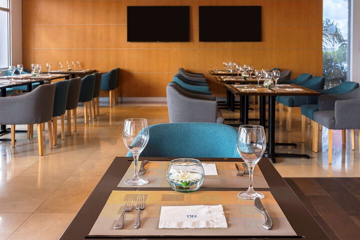 Dining Photos
