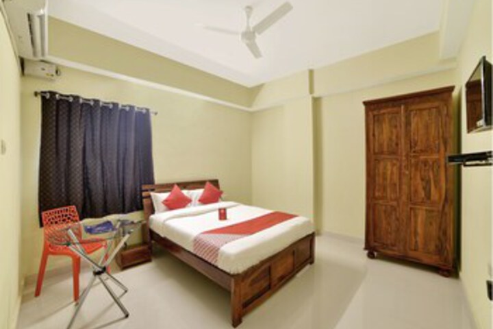 Room 16 of 24
