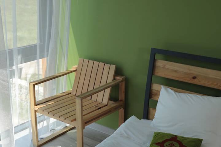 Room 15 of 43
