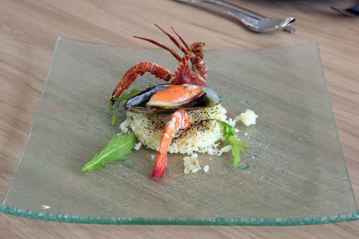 Dining 164 of 195