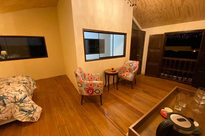 Room 54 of 80