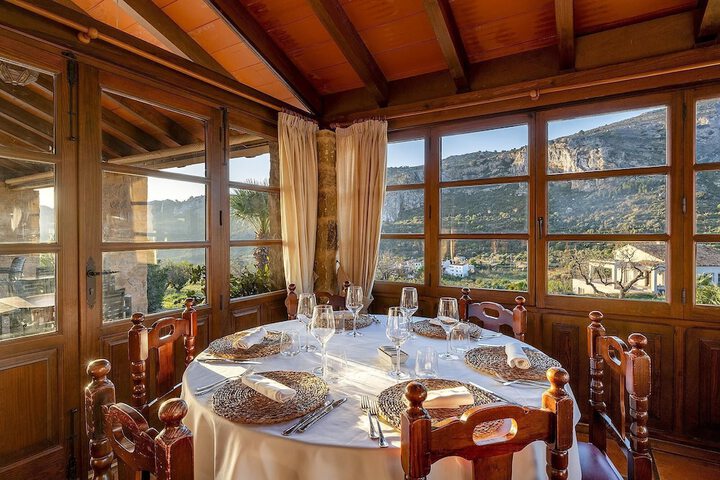 Dining 116 of 156