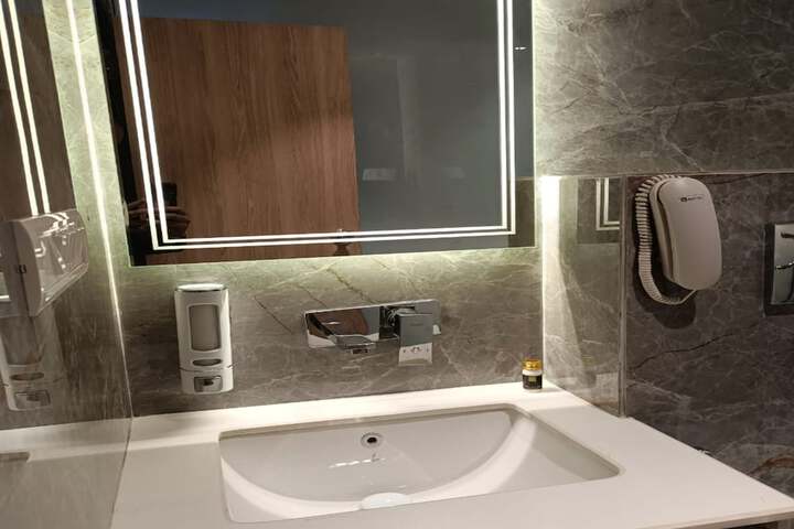 Clean Restrooms
