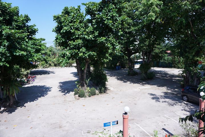 Property Grounds 6 of 28