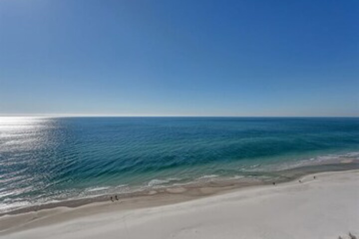 Beach 13 of 40