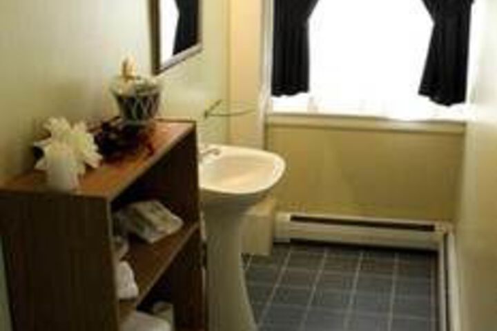 Room 3 of 13