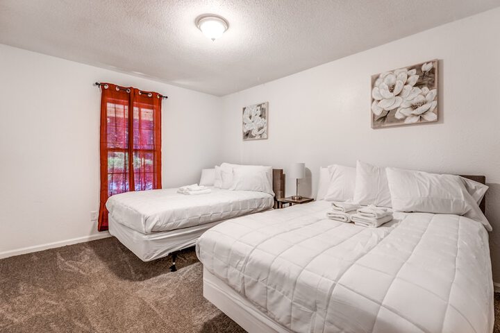 Room 10 of 41