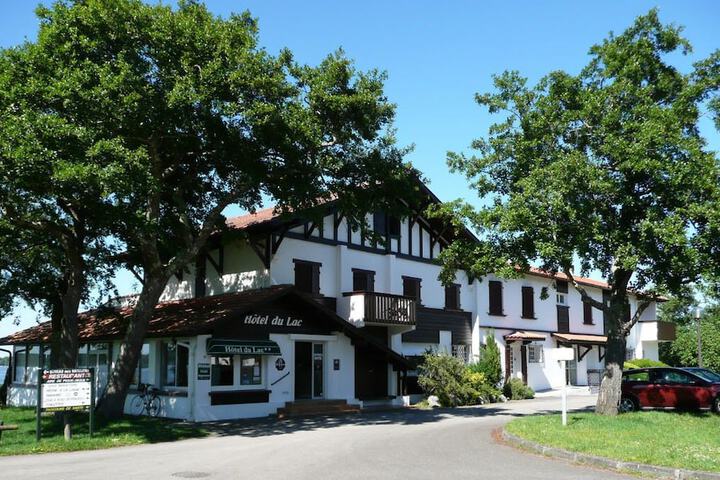 Hôtel du Lac