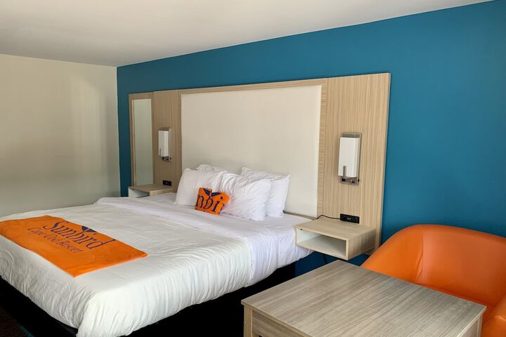 Room 6 of 54