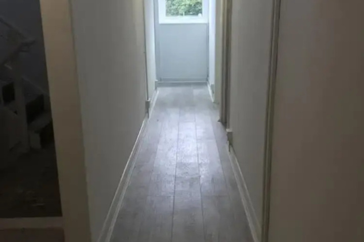 Room 11 of 13