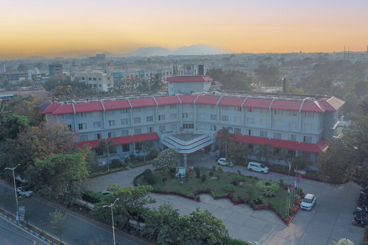 Hotel 82 of 85