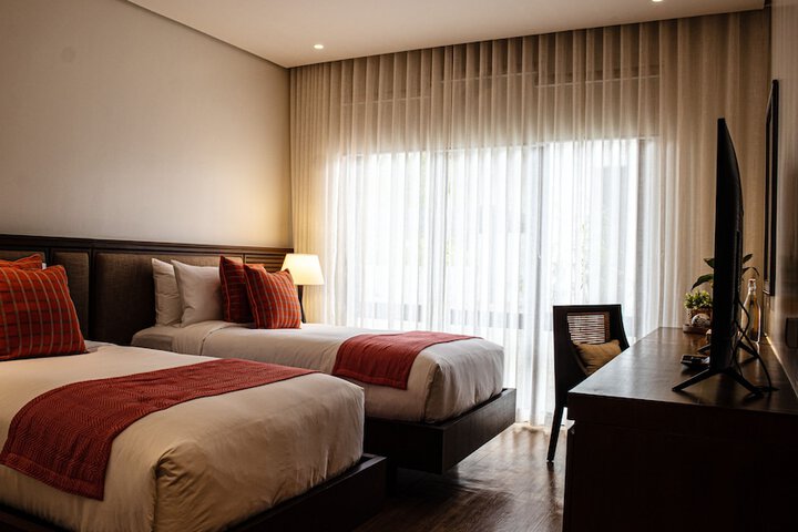 Room 42 of 191
