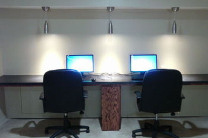 Business Center 5 of 28