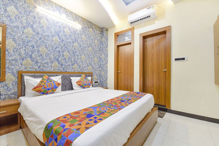 Room 8 of 26