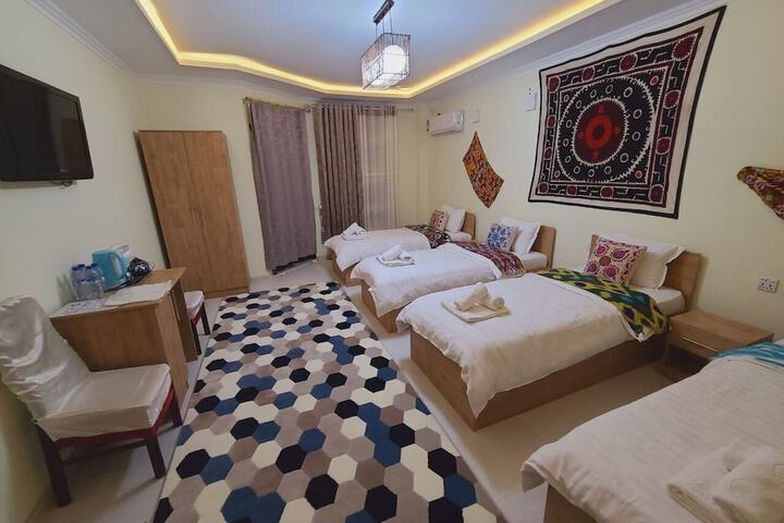 Room 41 of 102