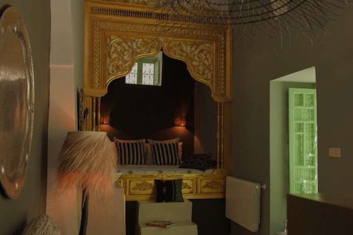 Room 37 of 72