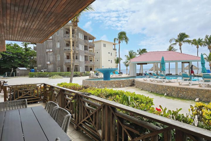 Hotel 896 of 927