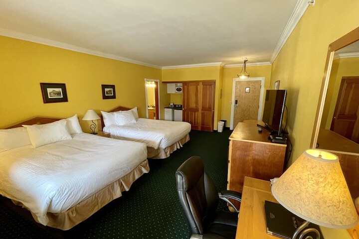 Room 10 of 60