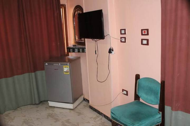 Room 6 of 48