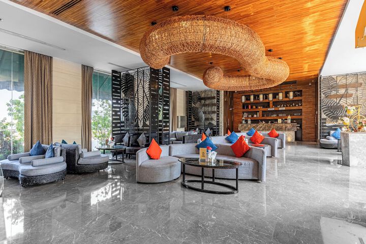 Hotel Interior 126 of 171
