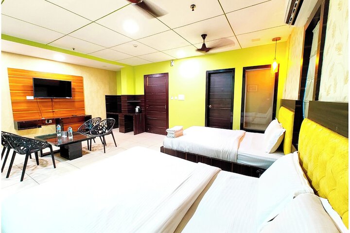 Room 7 of 22