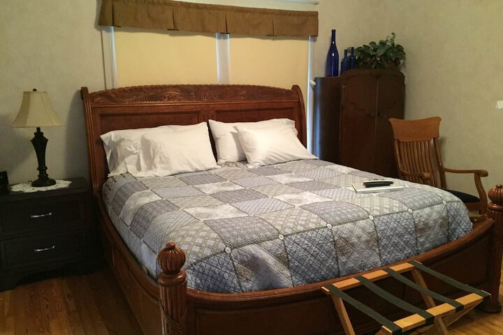 Room 5 of 63