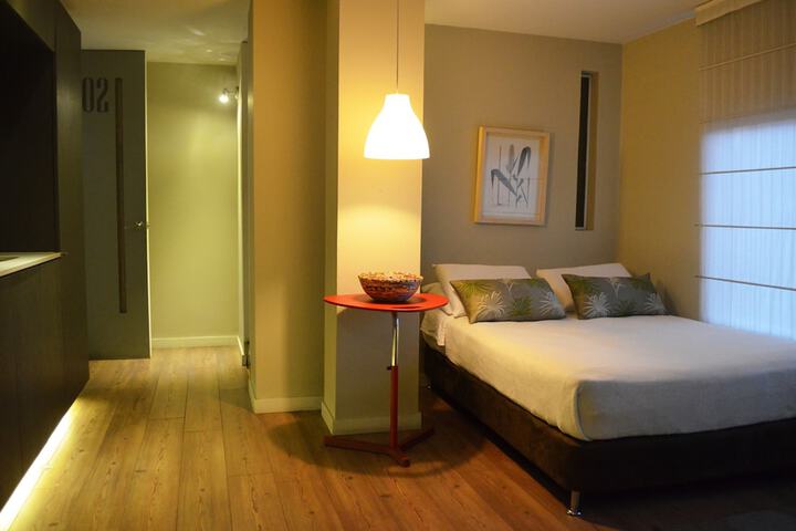 Room 4 of 40