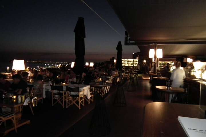 Dining 56 of 64