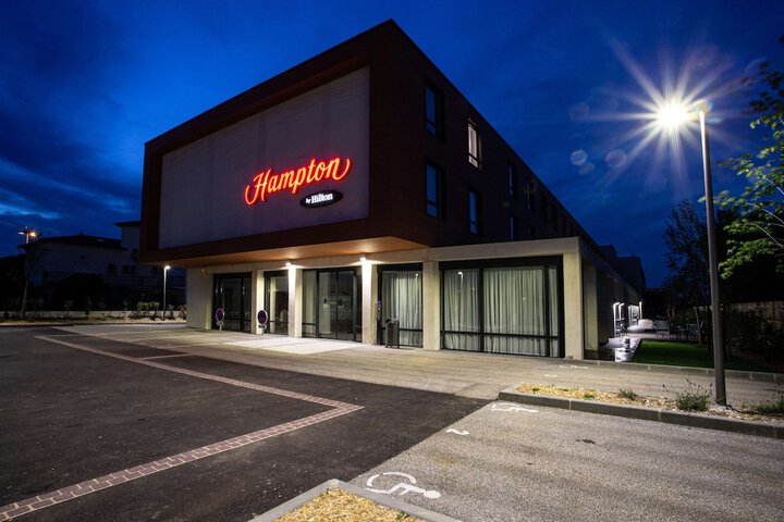 Hotel 64 of 64