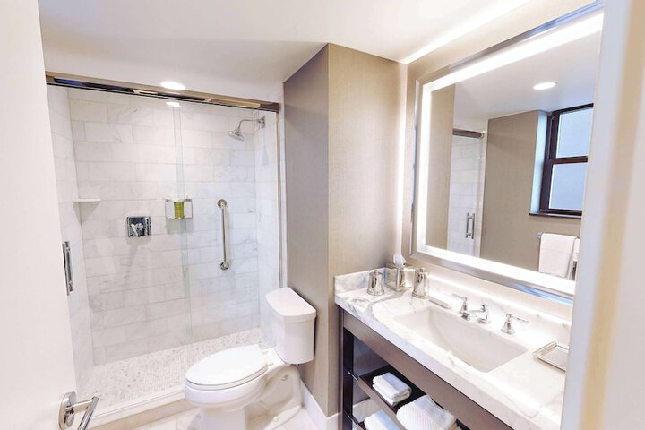 Bathroom shower