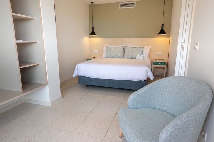 Room 7 of 115