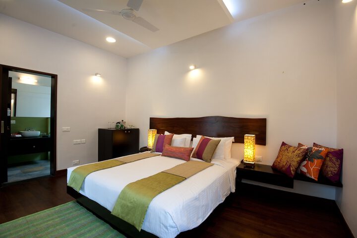Room 5 of 41