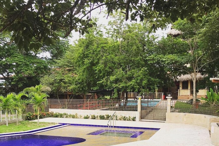 Pool 17 of 36