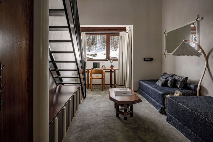 Room 51 of 71