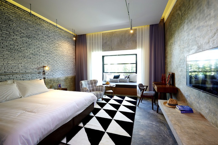 Room 7 of 49
