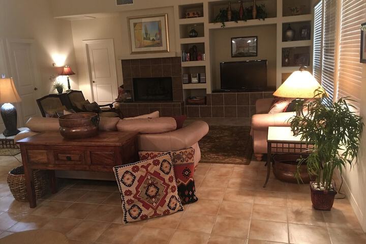 Room 18 of 36