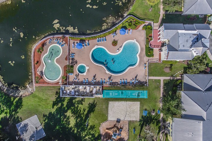 Pool 58 of 76