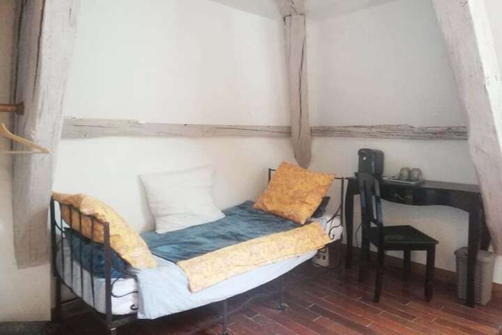 Room 20 of 76