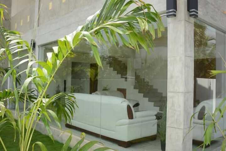 Hotel 44 of 45