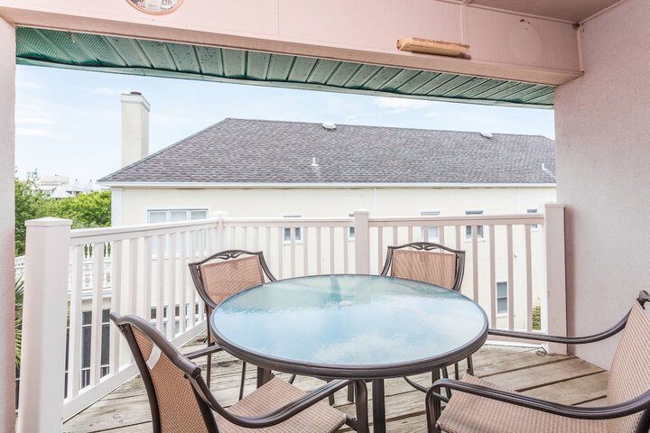 Terrace/Patio 8 of 17
