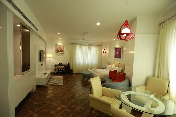 Room 5 of 54