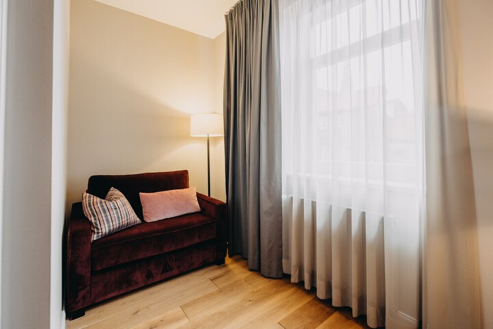 Room 15 of 33