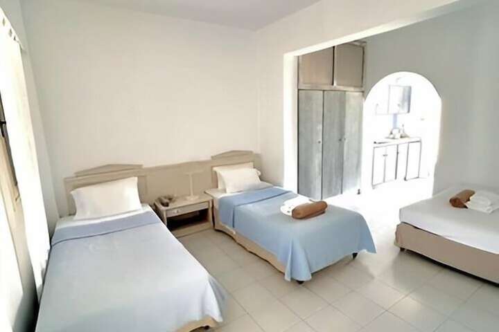 Room 8 of 52