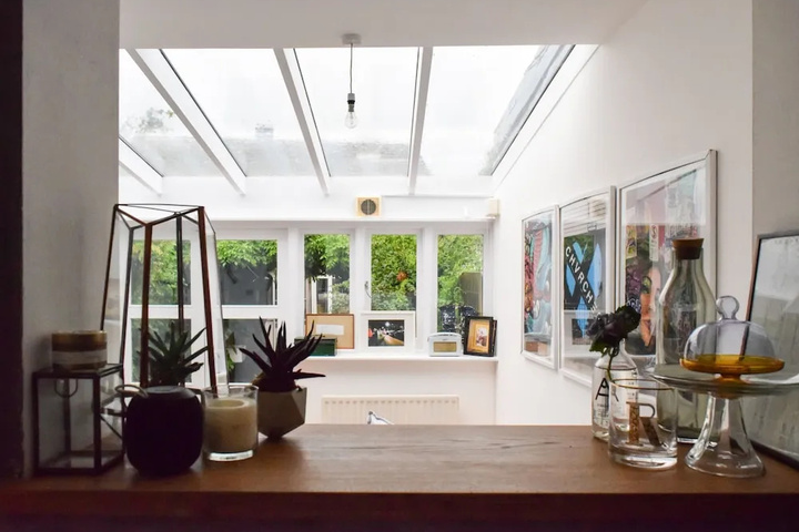 Stylish 2 Bedroom House in Nunhead With Garden